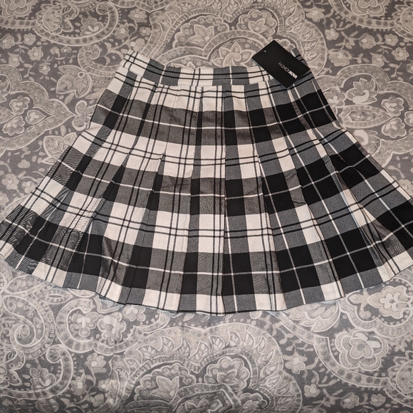 4/$12 School Girl Skirt - Picture 3 of 6
